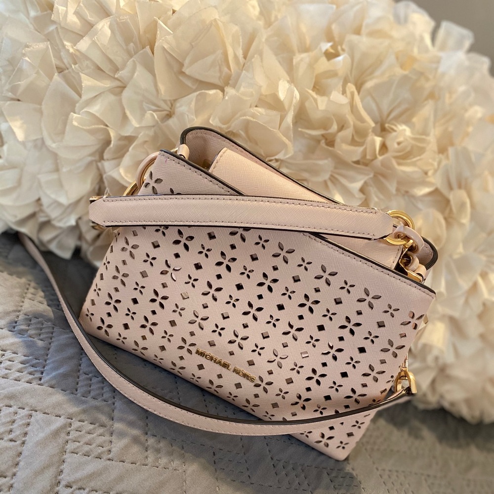 Michael Kors Cross Body